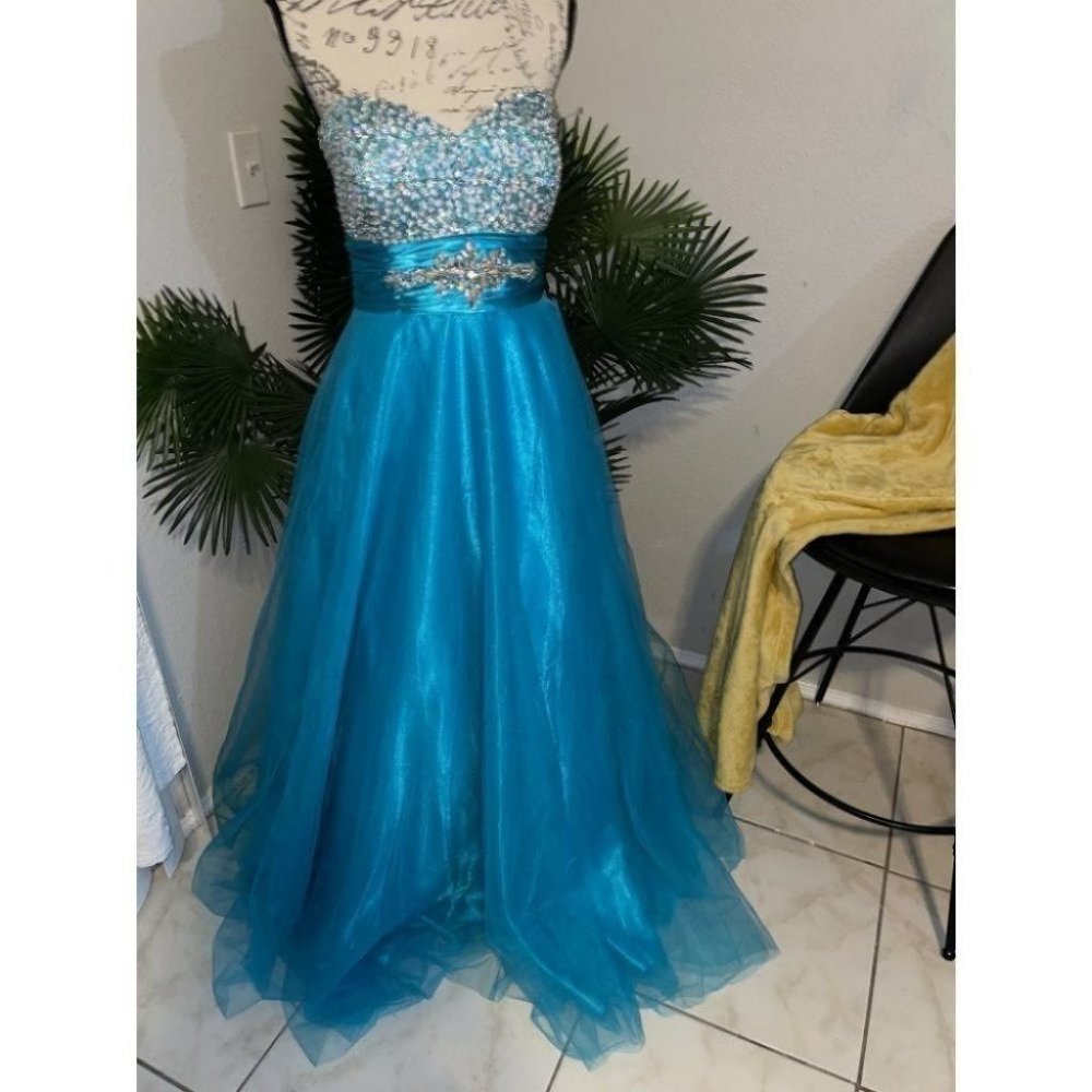 Mary's Bridal Gown Size 12